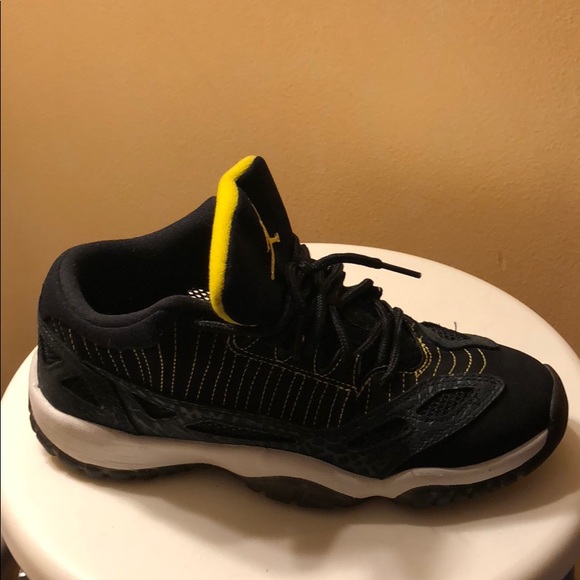 Jordan 11 retro low - Picture 3 of 8
